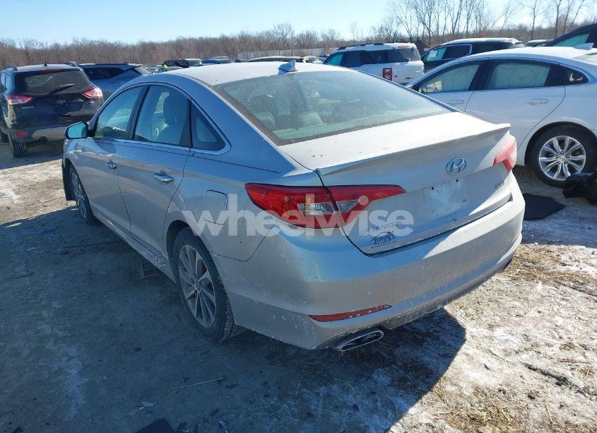 Photo 2 of 2015 Hyundai Sonata SPORT (VIN 5NPE34AF2FH054208)