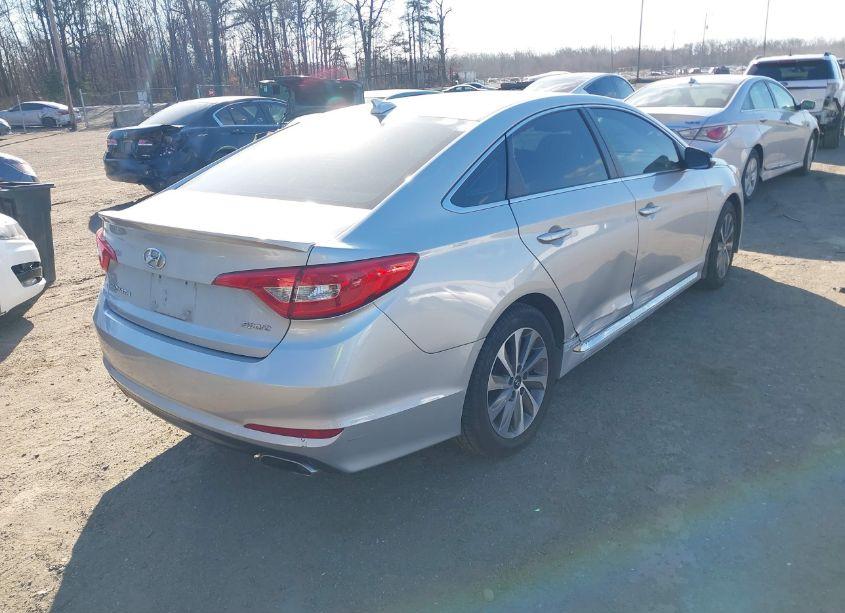 Photo 4 of 2015 Hyundai Sonata SPORT (VIN 5NPE34AF2FH061191)