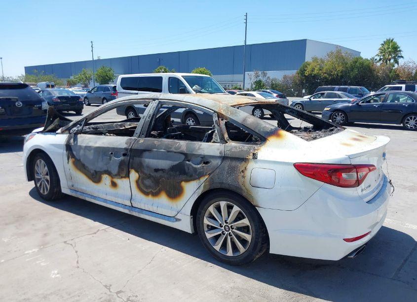 Photo 3 of 2015 Hyundai Sonata SPORT (VIN 5NPE34AF2FH081389)