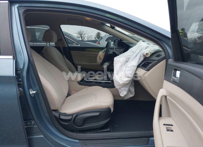 Photo 5 of 2015 Hyundai Sonata SPORT (VIN 5NPE34AF2FH092022)