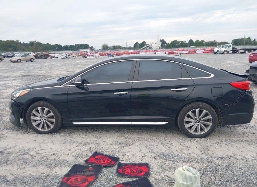Photo 14 of 2015 Hyundai Sonata SPORT (VIN 5NPE34AF2FH097799)