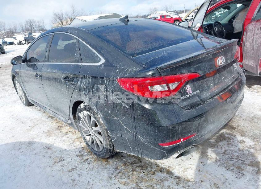 Photo 3 of 2015 Hyundai Sonata SPORT (VIN 5NPE34AF2FH113175)