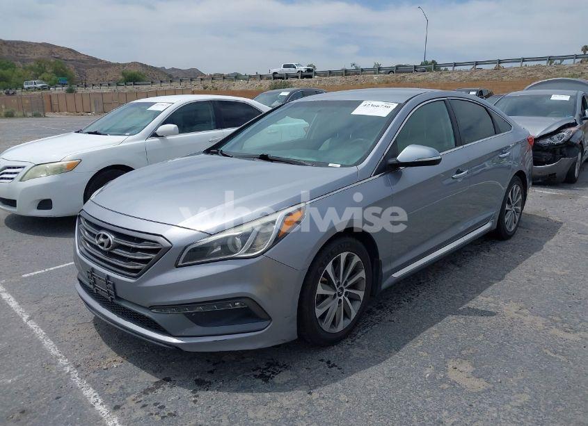Photo 2 of 2015 Hyundai Sonata SPORT (VIN 5NPE34AF2FH148380)