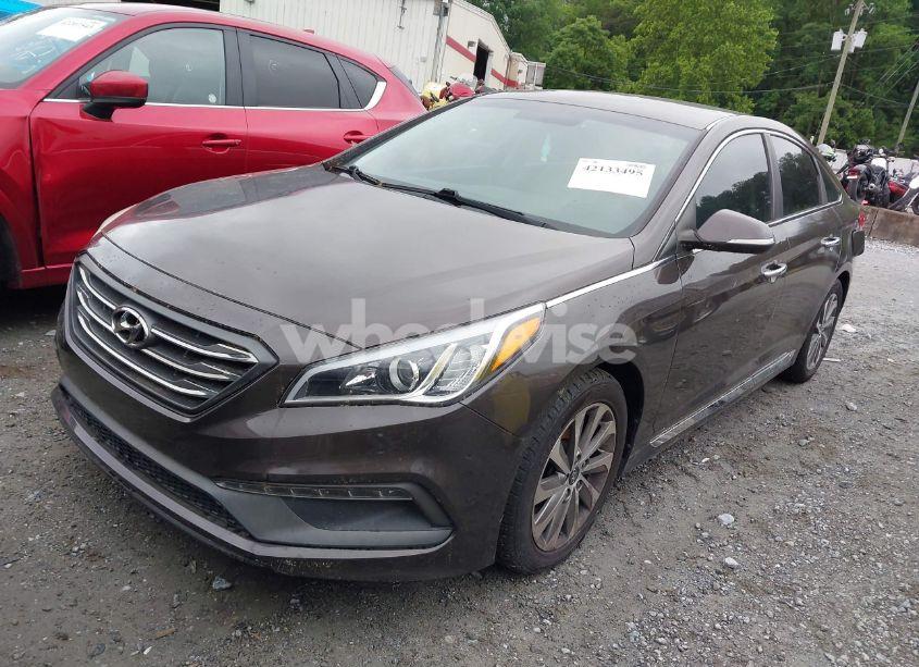 Photo 2 of 2015 Hyundai Sonata SPORT (VIN 5NPE34AF2FH183307)