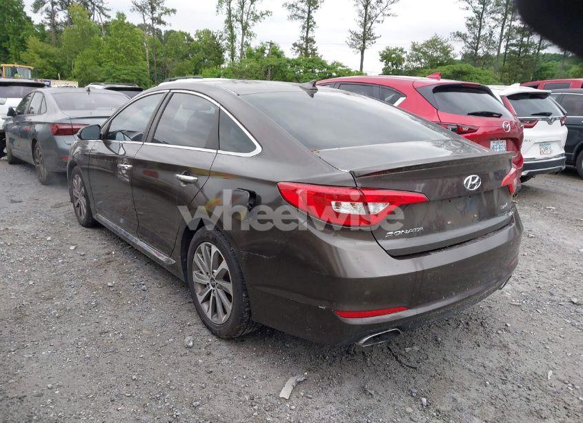 Photo 3 of 2015 Hyundai Sonata SPORT (VIN 5NPE34AF2FH183307)
