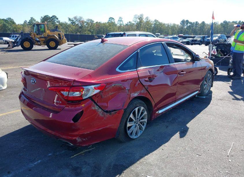 Photo 4 of 2015 Hyundai Sonata SPORT (VIN 5NPE34AF2FH193867)