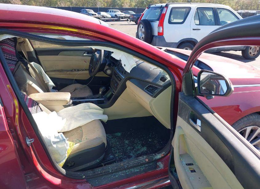 Photo 5 of 2015 Hyundai Sonata SPORT (VIN 5NPE34AF2FH193867)