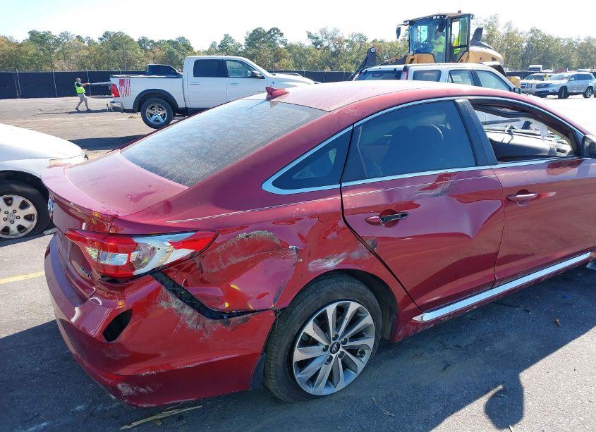 Photo 6 of 2015 Hyundai Sonata SPORT (VIN 5NPE34AF2FH193867)