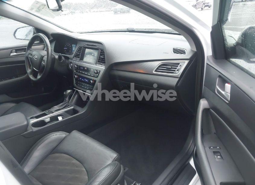Photo 5 of 2016 Hyundai Sonata SPORT (VIN 5NPE34AF2GH264034)