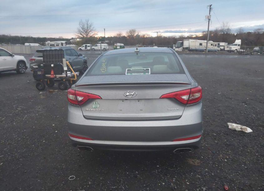 Photo 16 of 2016 Hyundai Sonata SPORT (VIN 5NPE34AF2GH315712)