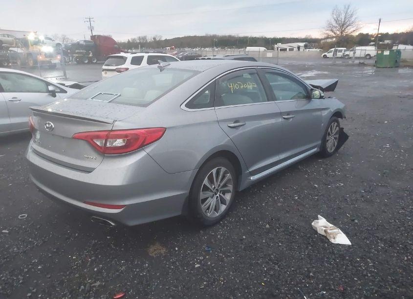 Photo 4 of 2016 Hyundai Sonata SPORT (VIN 5NPE34AF2GH315712)