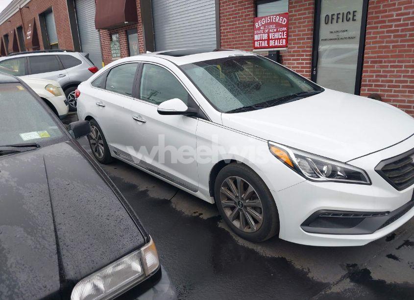 Photo 13 of 2016 Hyundai Sonata LIMITED (VIN 5NPE34AF2GH328072)