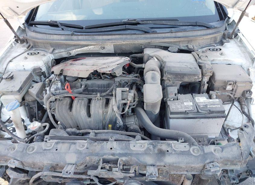 Photo 10 of 2016 Hyundai Sonata LIMITED (VIN 5NPE34AF2GH329626)