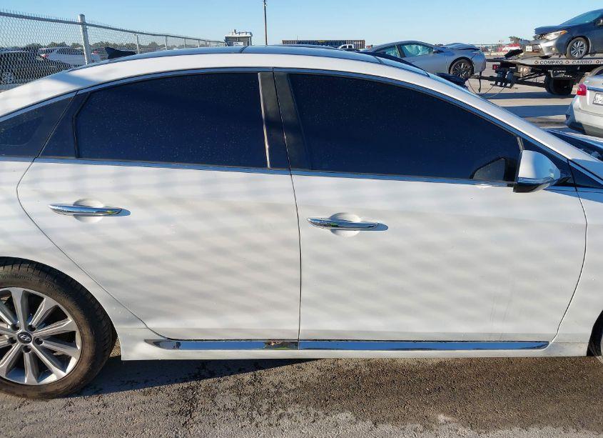 Photo 14 of 2016 Hyundai Sonata LIMITED (VIN 5NPE34AF2GH329626)