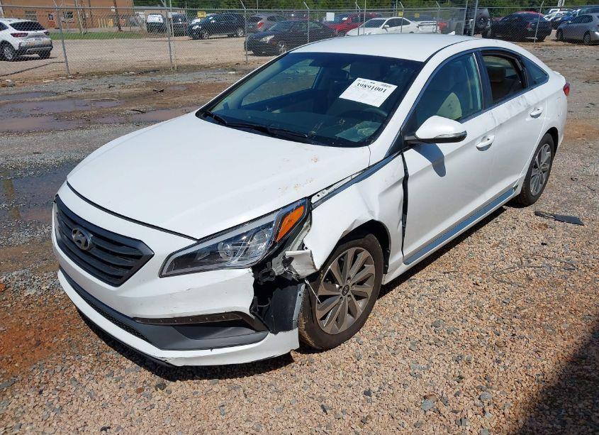 Photo 2 of 2016 Hyundai Sonata SPORT (VIN 5NPE34AF2GH335409)