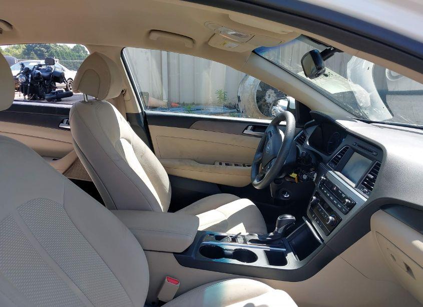 Photo 5 of 2016 Hyundai Sonata SPORT (VIN 5NPE34AF2GH335409)