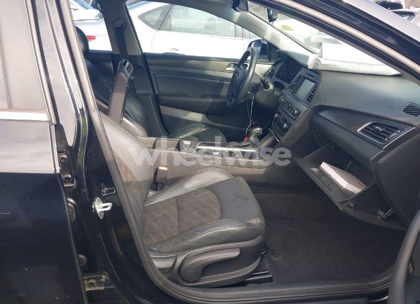 Photo 5 of 2016 Hyundai Sonata SPORT (VIN 5NPE34AF2GH423988)