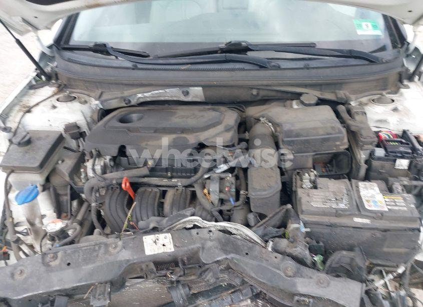 Photo 10 of 2016 Hyundai Sonata LIMITED (VIN 5NPE34AF2GH432108)