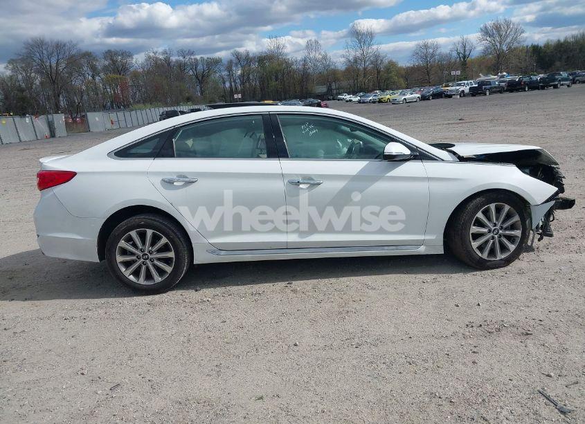 Photo 13 of 2016 Hyundai Sonata LIMITED (VIN 5NPE34AF2GH432108)