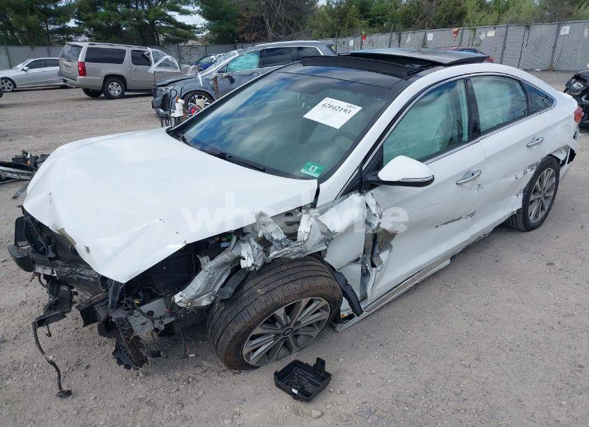 Photo 2 of 2016 Hyundai Sonata LIMITED (VIN 5NPE34AF2GH432108)