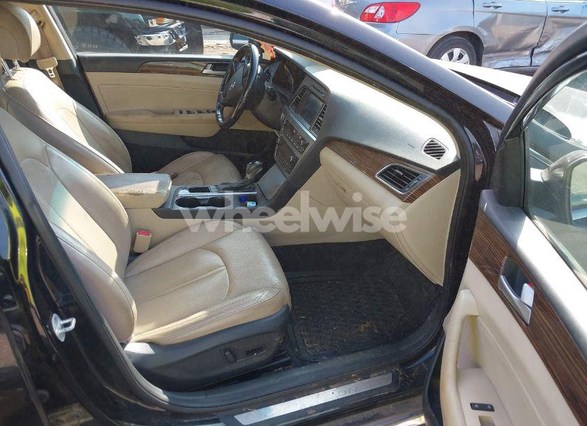 Photo 5 of 2016 Hyundai Sonata LIMITED (VIN 5NPE34AF2GH434067)