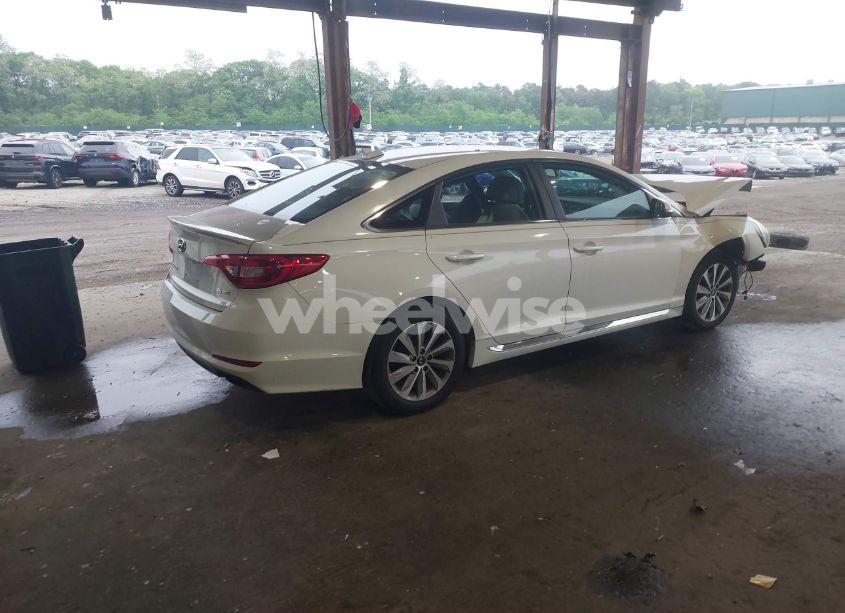 Photo 4 of 2017 Hyundai Sonata SPORT/LIMITED (VIN 5NPE34AF2HH460766)