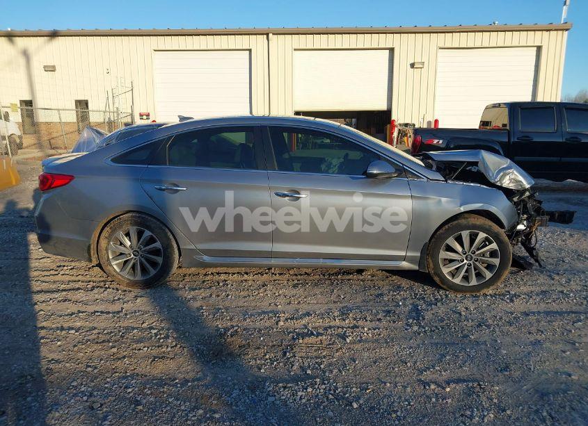 Photo 13 of 2017 Hyundai Sonata SPORT (VIN 5NPE34AF2HH507648)