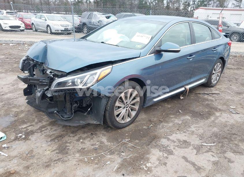 Photo 2 of 2017 Hyundai Sonata SPORT (VIN 5NPE34AF2HH523882)