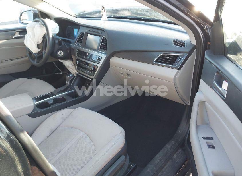 Photo 5 of 2017 Hyundai Sonata SPORT (VIN 5NPE34AF2HH552203)