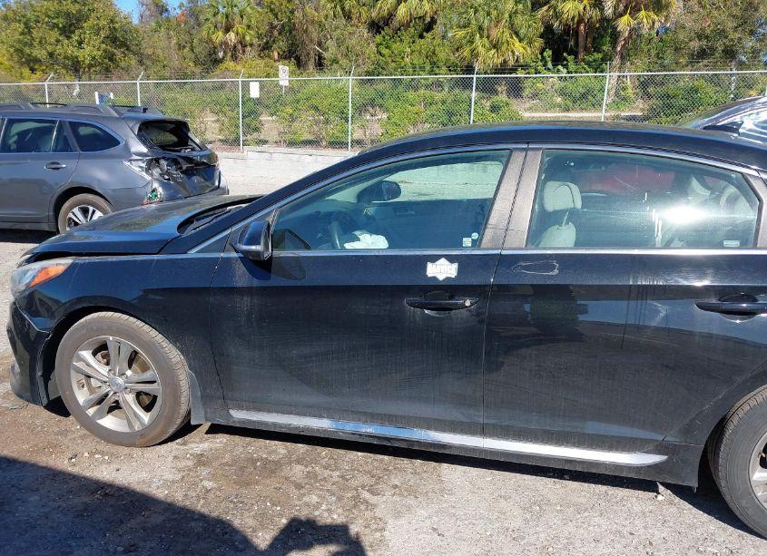 Photo 14 of 2017 Hyundai Sonata SPORT (VIN 5NPE34AF2HH556350)