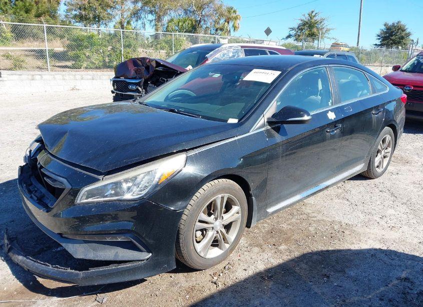 Photo 2 of 2017 Hyundai Sonata SPORT (VIN 5NPE34AF2HH556350)