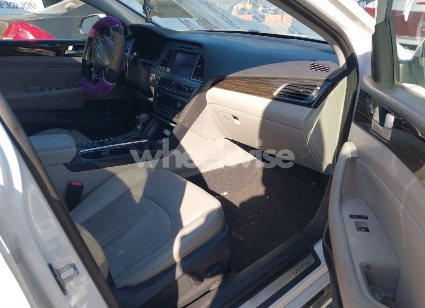 Photo 5 of 2017 Hyundai Sonata LIMITED (VIN 5NPE34AF2HH576405)