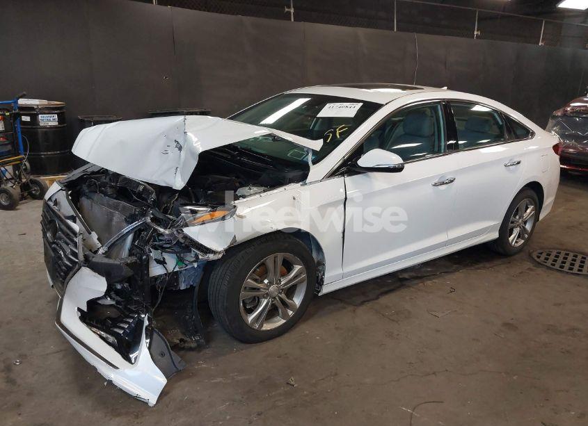 Photo 2 of 2018 Hyundai Sonata LIMITED (VIN 5NPE34AF2JH604872)