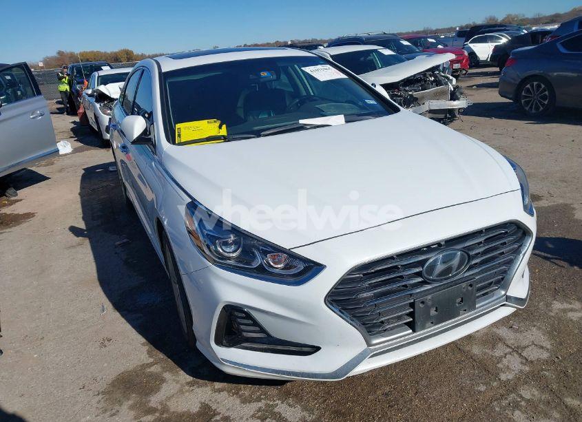 2018 Hyundai Sonata LIMITED (VIN 5NPE34AF2JH607416) main photo