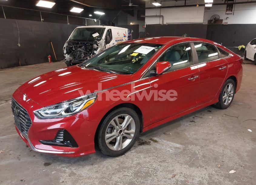 Photo 2 of 2018 Hyundai Sonata SEL (VIN 5NPE34AF2JH613846)