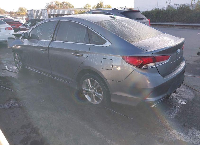Photo 3 of 2018 Hyundai Sonata SPORT (VIN 5NPE34AF2JH636124)