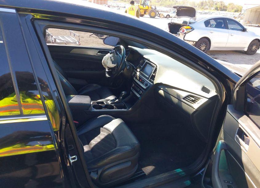 Photo 5 of 2018 Hyundai Sonata SPORT (VIN 5NPE34AF2JH680091)
