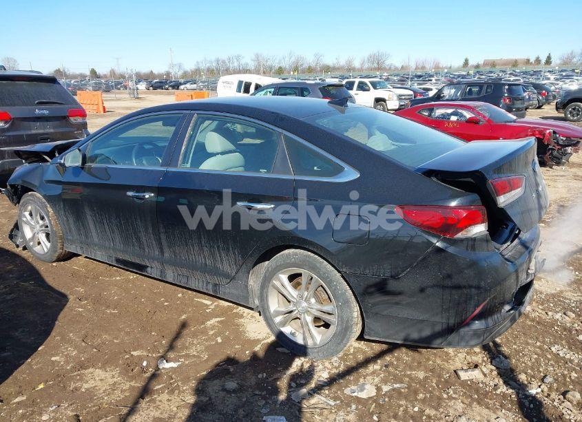 Photo 3 of 2018 Hyundai Sonata SEL+ (VIN 5NPE34AF2JH711517)
