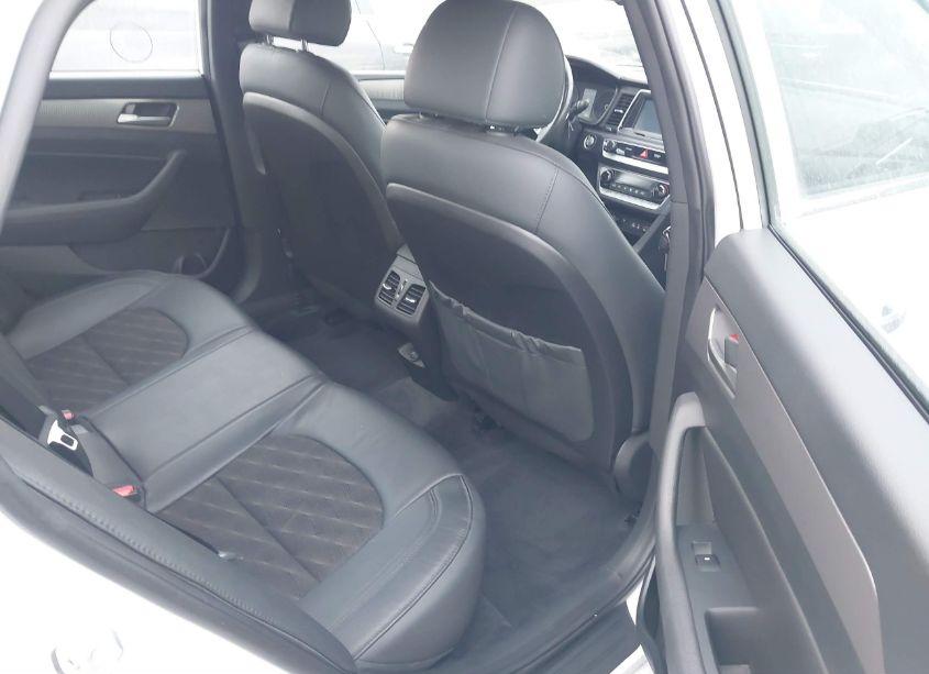 Photo 8 of 2019 Hyundai Sonata SPORT (VIN 5NPE34AF2KH766373)