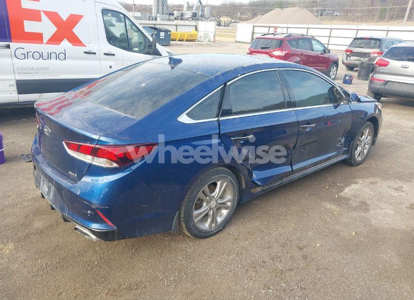 Photo 4 of 2019 Hyundai Sonata SPORT (VIN 5NPE34AF2KH772139)