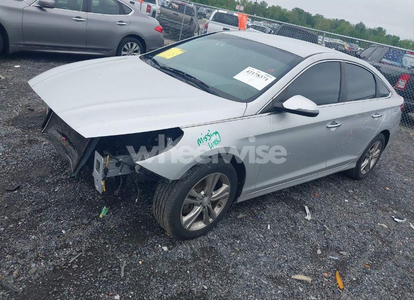 Photo 2 of 2019 Hyundai Sonata SEL (VIN 5NPE34AF2KH783061)