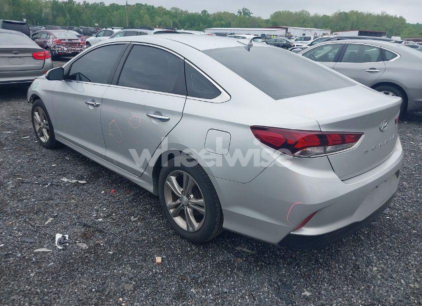Photo 3 of 2019 Hyundai Sonata SEL (VIN 5NPE34AF2KH783061)