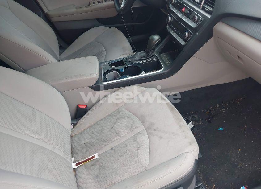 Photo 5 of 2019 Hyundai Sonata SEL (VIN 5NPE34AF2KH783061)