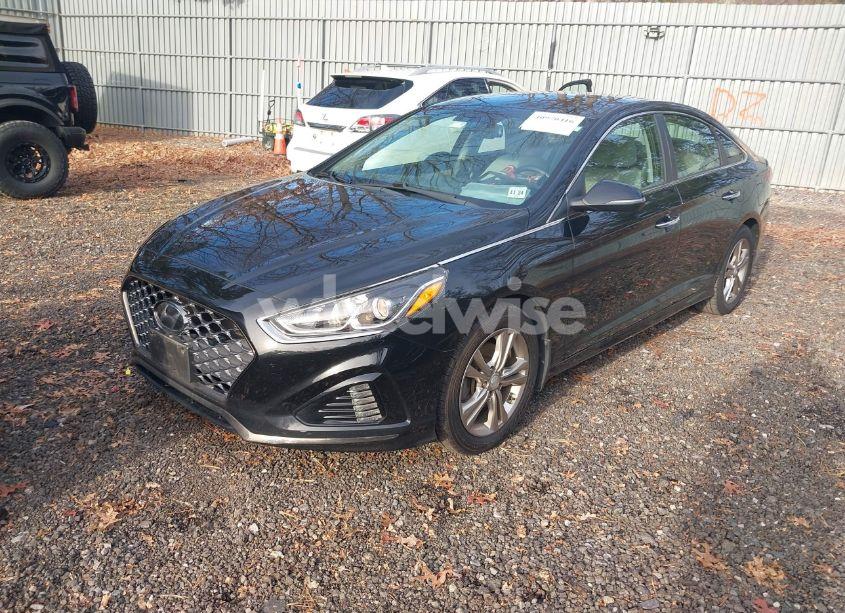 Photo 2 of 2019 Hyundai Sonata SEL (VIN 5NPE34AF2KH815426)