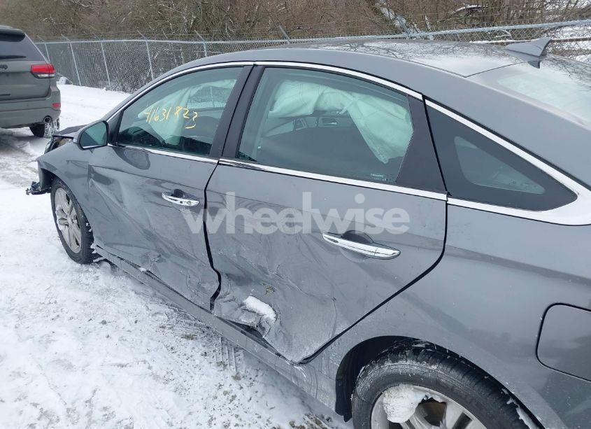 Photo 20 of 2019 Hyundai Sonata SEL (VIN 5NPE34AF2KH816737)