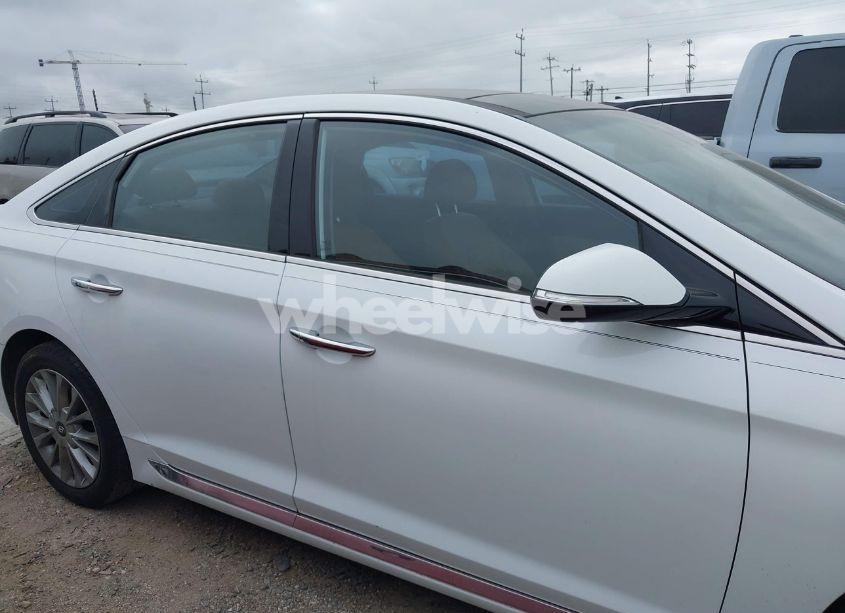 Photo 13 of 2015 Hyundai Sonata LIMITED (VIN 5NPE34AF3FH020942)