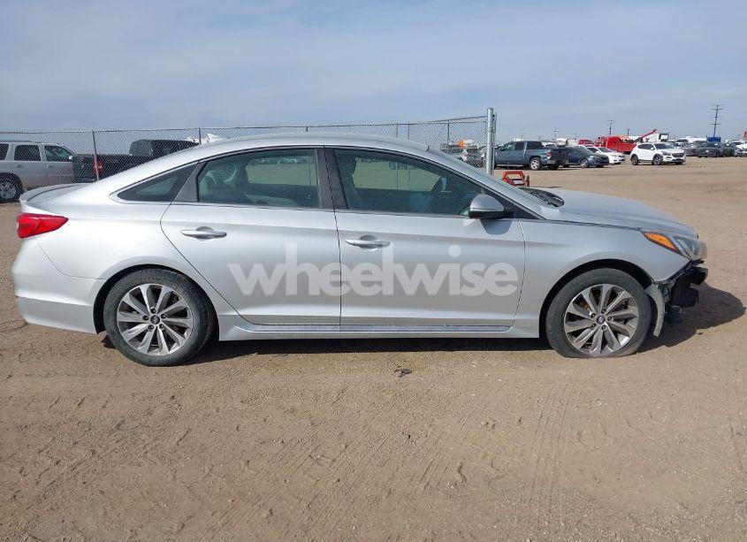 Photo 14 of 2015 Hyundai Sonata SPORT (VIN 5NPE34AF3FH029334)