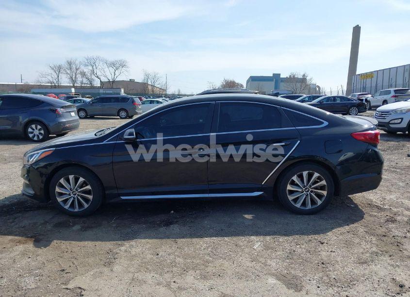 Photo 13 of 2015 Hyundai Sonata SPORT (VIN 5NPE34AF3FH032430)