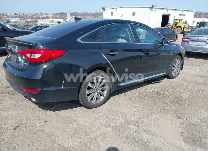 Photo 4 of 2015 Hyundai Sonata SPORT (VIN 5NPE34AF3FH032430)