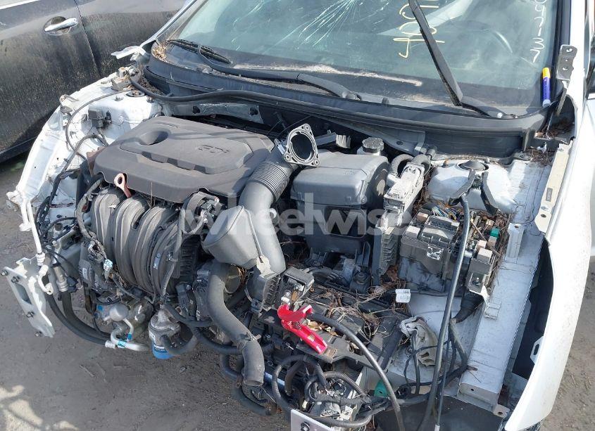 Photo 10 of 2015 Hyundai Sonata LIMITED (VIN 5NPE34AF3FH047137)